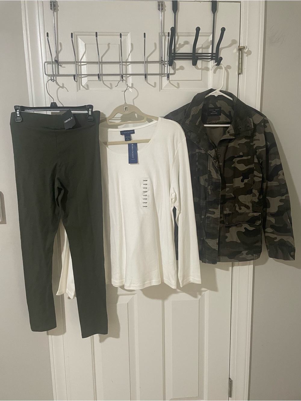 White Long-Sleeve Crewneck Top Karen Scott love tree camo jacket leggings lg